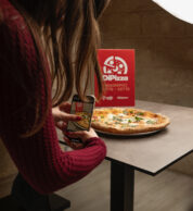 Pomodoro e bufala (pizzeria Makò, Foggia)