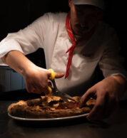 Margherita bruciata (pizzeria Brando, Gioia Del Colle)