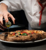 Margherita bruciata (pizzeria Brando, Gioia Del Colle)