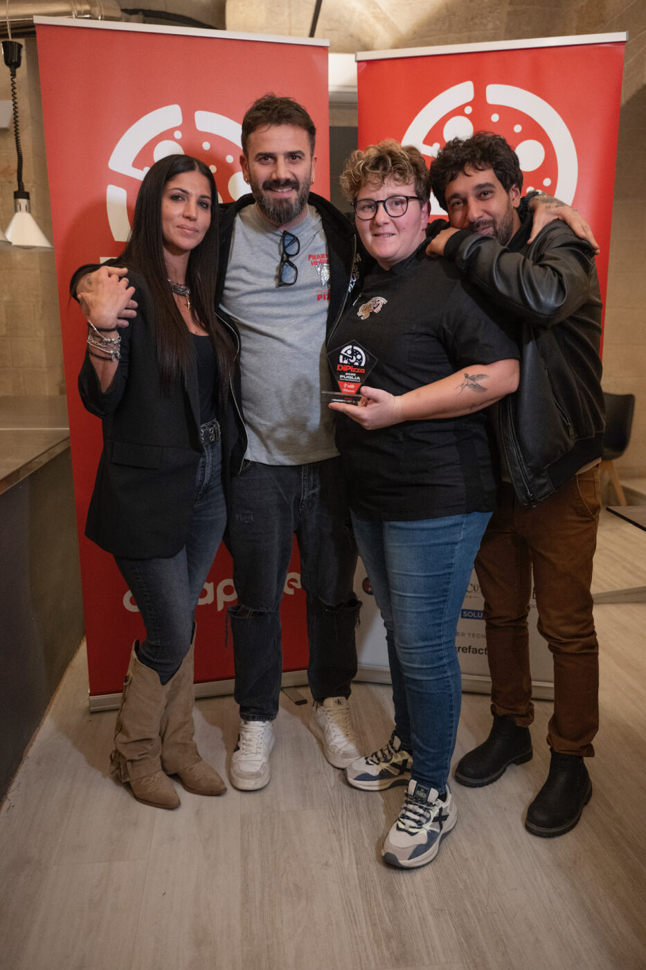 Foto di gruppo (pizzeria Terra Mia, Terlizzi)