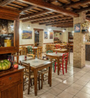 Interno (pizzeria Mamma Rosa, Ortezzano)