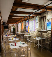 Interno (pizzeria Paglià, Pagliare del Tronto)