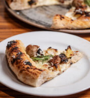 Pizza Nostrana (pizzeria Impasti, San benedetto del Tronto)