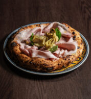 Capricciosa (pizzeria Lievita, Monsampolo de Tronto)