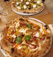 Pizze a base bianca (pizzeria Basilico e Pepe, Bivio)