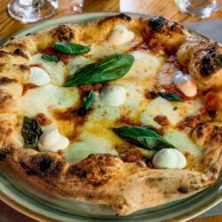 Margherita (pizzeria Radici, Benevento)