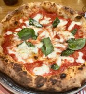 Margherita (pizzeria Gli Esposito, Salerno)