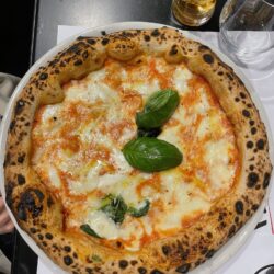 Margherita (pizzeria Pizzà, Salerno)
