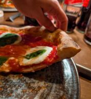 Bufala (pizzeria Le due scimmie, Asti)