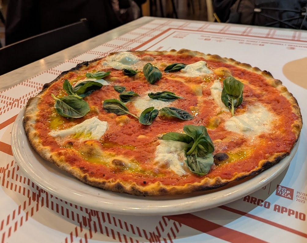 Pizza de L'Elementare a Roma