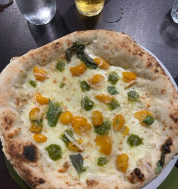 Pomodori gialli (pizzeria Saporì Pizza & More, Sassari)