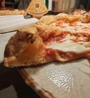 Margherita dettaglio (pizzeria Luppolo & Farina, Latiano-Brindisi)